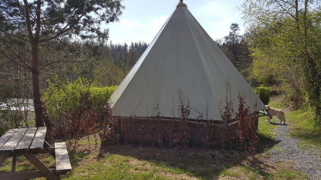 Camping Le Canada-Insolite Chiny Εξωτερικό φωτογραφία